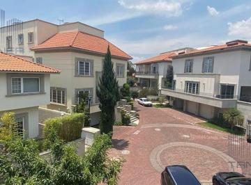 Casa en condominio · 850m² · 2 Recámaras · 5 Estacionamientos · PH - Lomas de Vista Hermosa