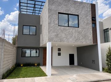 Casa · 200m² · 3 Recámaras · 2 Estacionamientos · Fraccionamiento en Preventa en San Mateo Atenco