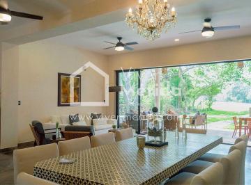 Casa de 3 habitaciones, Mérida · Casa en Venta en Club de Golf La Ceiba, Mérida