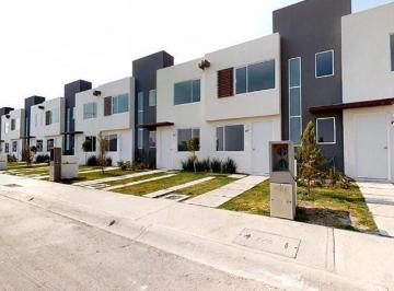 Casa · 67m² · 3 Recámaras · 1 Estacionamiento · Casas y Deptos en Ixtapaluca Desde $860,000 Aut. México - Puebla.