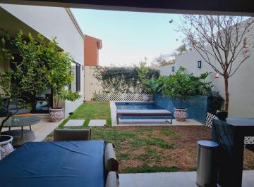 Casa · 542m² · 3 Recámaras · 4 Estacionamientos · Casa en Venta Sierra Alta Azulejos - Venta