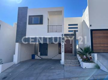 Casa · 213m² · 3 Recámaras · 2 Estacionamientos · Casa en Venta Residencial Valdivia Chihuahua, Chih