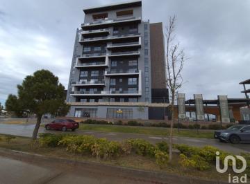 Departamento · 408m² · 2 Recámaras · 1 Estacionamiento · Altozano Penthouse