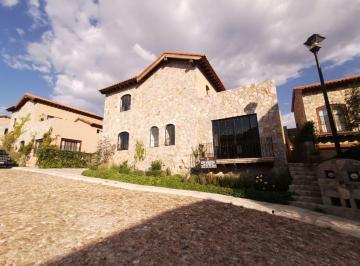 Casa · 251m² · 3 Recámaras · 2 Estacionamientos · Casa Eresidencia Nueva Hacienda La Presita, San Miguel de Allenden