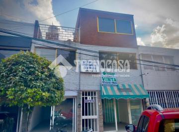 Foto · Casa - Venta