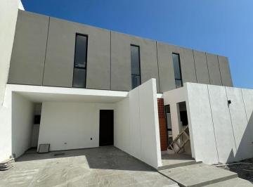 Casa · 230m² · 3 Recámaras · 2 Estacionamientos · Casa en Venta en Fracc. Playas del Conchal, Alvarado Veracruz.