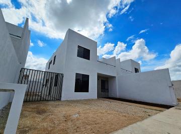 Casa de 3 habitaciones, Mérida · Casa en Renta en El Fraccionamiento Los Héroes