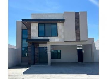 Casa de 4 habitaciones, Saltillo · Casa en Venta a Estrenar. Residencial Alcazar.