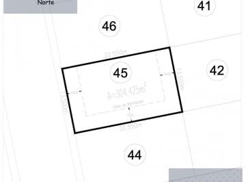 Terreno / Lote · 304m² · Terreno en Venta Lomas del Campanario Norte