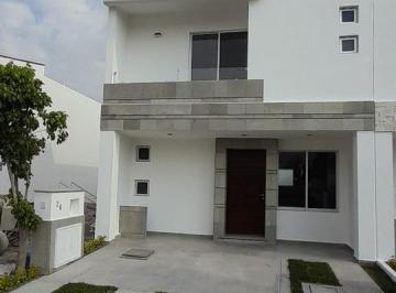 Casa · 148m² · 2 Recámaras · Casa en Venta