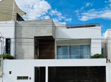 Casa de 4 habitaciones, Pachuca · Venta Casa 4 Rec y Cto de Servicio con 3 Jardines Real del Valle Pachuca