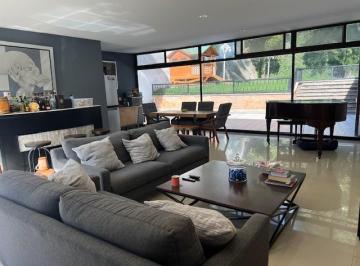 Casa de 2 habitaciones, Huixquilucan · Casa Remodelada en Venta La Herrdura