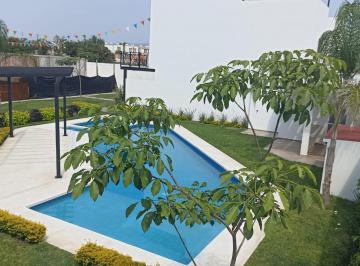 Casa en condominio · 111m² · 3 Recámaras · 1 Estacionamiento · Casa en Condominio, Dentro de Fraccionamiento, Santa Fe Morelos