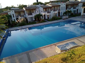 Casa en condominio · 115m² · 4 Recámaras · 2 Estacionamientos · Casa en Condominio en Renta en Vista Santa Fe, Xochitepec Morelos