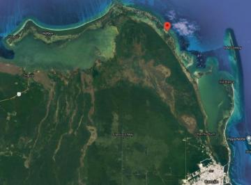 Terreno / Lote · 25000000m² · Terreno en Venta Frente a Isla Contoy 2,500 Htas.