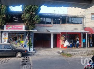 Casa · 300m² · 5 Recámaras · 1 Estacionamiento · Se Vende Casa con Uso de Suelo Comercial, con 2 Accesorias, 3 Departamentos, en Tlalpan, Cdmx