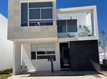 Casa en condominio · 180m² · 4 Recámaras · 2 Estacionamientos · Casa - Aguascalientes