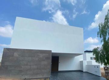 Casa · 217m² · 4 Recámaras · 2 Estacionamientos · Casa en St Angelo