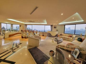 Departamento · 325m² · 3 Recámaras · 3 Estacionamientos · Departamento en Venta Para Remodelar en Av Club de Golf