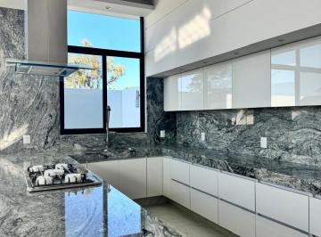 Casa en condominio de 5 habitaciones, Zapopan · Casa en Venta en Bosques Vallarta, Zapopan, jalisco