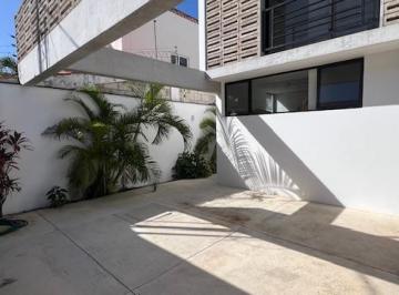 Casa de 3 habitaciones, Cancún · Casa en Venta en Cancún. Sm 17
