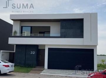 Casa · 293m² · 4 Recámaras · 2 Estacionamientos · Casa en Venta en Col. Punta Tiburón, Alvarado Veracruz.