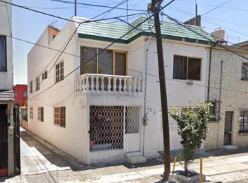Casa de 2 habitaciones, Azcapotzalco · Casa en Venta en Begonias 105, Nueva Santa Maria, Azcapotzalco - Remate