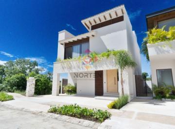 Casa de 3 habitaciones, Benito Juárez · Hermosa Residencia Estilo Artigas en Venta en Losantos, Cancun, Q. Roo