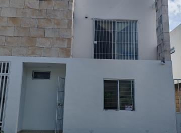 Casa de 4 habitaciones, Puerto Morelos · Casa en Renta