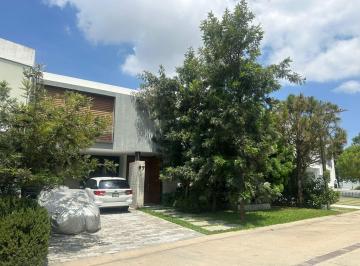 Casa en condominio de 3 habitaciones, Zapopan · Casa Venta Coto Alcazar