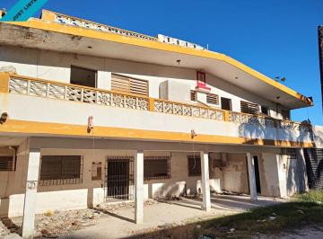 Casa · 980m² · 19 Recámaras · Propiedad con 19 Habitaciones en Venta Merida Playa, Chelem a 70 m del Mar (Avc - 1948)