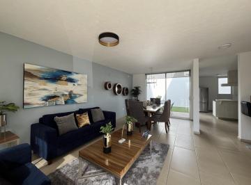 Casa · 122m² · 3 Recámaras · 2 Estacionamientos · Venta de Casa Al Norte de La Ciudad