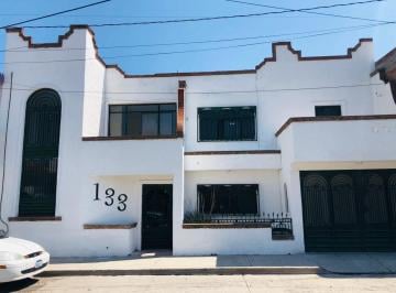 Casa de 5 habitaciones, Salamanca · Casa en Renta, Col. San Roque
