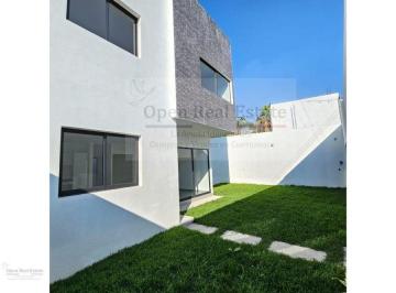 Casa de 4 habitaciones, Emiliano Zapata · Casa en Venta en La Zona de Lomas Trujillo