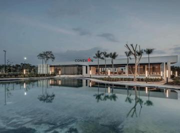 Terreno / Lote , Mérida · Lote Residencial con Increíble Casa Club y Parque con Lago Central.