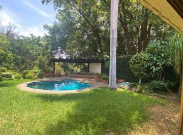 Alberca y pergola con asador · Bonita Casa en Venta, Lomas del Valle