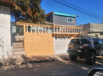 Terreno / Lote · 66m² · 1 Recámara · 1 Estacionamiento · Rtv - 1373 Venta de Casa, en Los Pinos