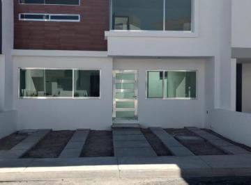 Casa en condominio · 152m² · 3 Recámaras · 2 Estacionamientos · Casa en Condominio en Codominio Zen Life Residencial I