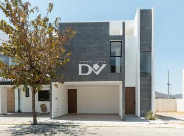 Casa de 3 habitaciones, Ocoyucan · Casa en Venta de 3 Habitaciones en Lomas de Angelopolis 3 en Cluster con Amenidades