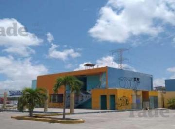 Local comercial · 500m² · Local en Renta en Cancún Quintana Roo.