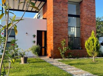 Quinta de 3 habitaciones, Comala · Casa en Venta en Comala