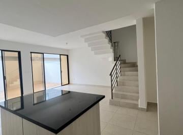 Casa · 3 Recámaras · 2 Estacionamientos · Casa - Fraccionamiento Altaria Residencial