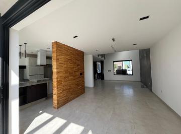 Casa de 5 habitaciones, Puebla · Venta de Casa Nueva Moderna con Jardín Zona Zavaleta, Puebla