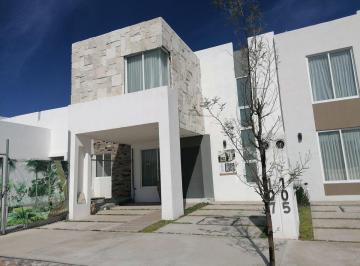 Casa en condominio · 160m² · 3 Recámaras · 2 Estacionamientos · Casa en Venta Zona Norte Aguascalientes