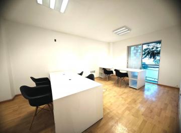 Oficina · 60m² · 3 Estacionamientos · Oficina en Renta | en El Centro de Querétaro | 60 m²