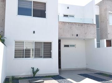 Casa en condominio de 3 habitaciones, Aguascalientes · Casa en Venta en Rancho Santa Mónica Sur de Aguascalientes Ags