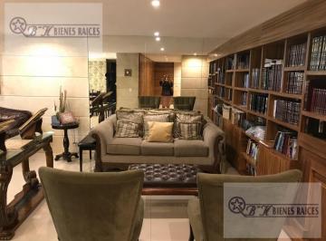 Departamento · 235m² · 3 Recámaras · 2 Estacionamientos · Departamento en Venta, Tecamachalco Amplio Semi - Remodelado