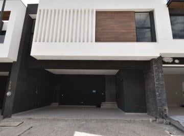 Casa · 265m² · 3 Recámaras · 2 Estacionamientos · Casa en Venta Brisas del Vergel, Carretera Nacional, Santiago, N. L.
