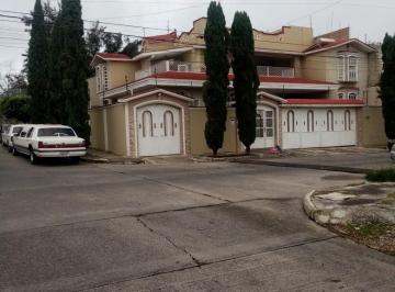 Casa de 3 habitaciones, Guadalajara · Se Vende Inmueble en La Colonia Monumental