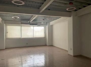 Casa de 6 habitaciones, Zapopan · Oportunidad Excelente Casa en Venta en La Colonia La Estancia